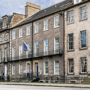 *** Hotel Travelodge Queen Street United Kingdom